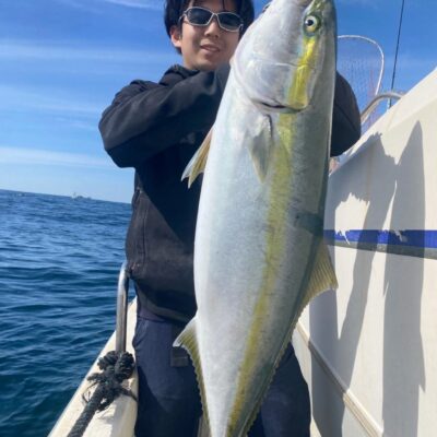 スタッフ乾 丹後沖でタラ・青物ジギング